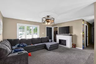 2706 Streamside Dr, Columbus, IN 47203 - Photo 35