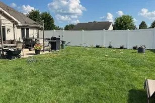 10670 Maine Dr, Crown Point, IN 46307 - Photo 45