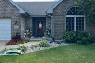 10670 Maine Dr, Crown Point, IN 46307 - Photo 1