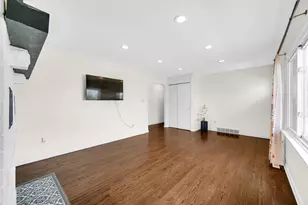 519 E North St, Crown Point, IN 46307 - Photo 9