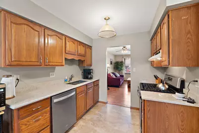533 Begonia Street SE #B, Demotte, IN 46310 - Photo 13