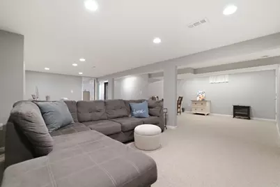 512 Mary Lane, Crown Point, IN 46307 - Photo 17