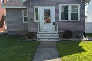 2125 Lake Ave, Whiting, IN 46394 - Photo 1