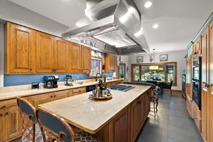 728 Old Suman Rd, Valparaiso, IN 46383 - Photo 9