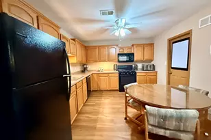 1165 W 86th Pl, Merrillville, IN 46410 - Photo 9