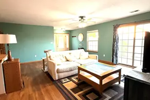1165 W 86th Pl, Merrillville, IN 46410 - Photo 3