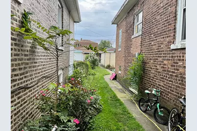 2739 New York Avenue, Whiting, IN 46394 - Photo 17