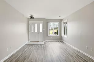9424 Erie St, Highland, IN 46322 - Photo 9