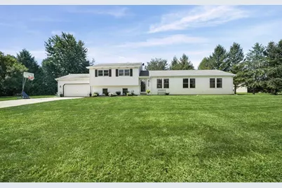 376 Nathan Terrace, Valparaiso, IN 46383 - Photo 3