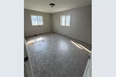 640 S New Jersey Street, Gary, IN 46403 - Photo 9