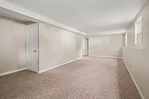 325 Galway Dr, Valparaiso, IN 46385 - Photo 19