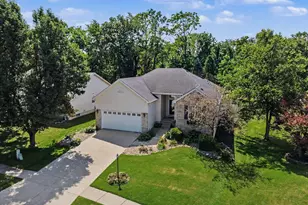 325 Galway Dr, Valparaiso, IN 46385 - Photo 3