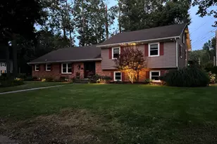 4000 Hemlock Dr, Valparaiso, IN 46383 - Photo 7