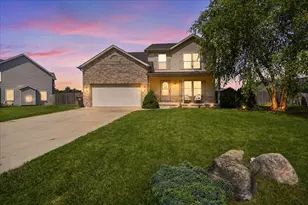 328 Pepper Creek Dr, Valparaiso, IN 46385 - Photo 1