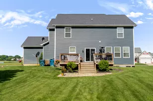 875 Farmview Dr, Valparaiso, IN 46383 - Photo 33