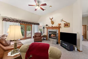 14807 Reeder Rd, Crown Point, IN 46307 - Photo 7