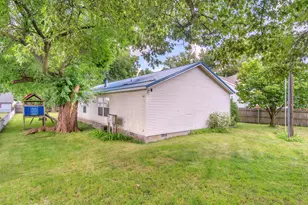 272 E High St, Wheatfield, IN 46392 - Photo 3