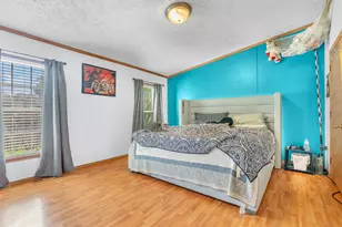 272 E High St, Wheatfield, IN 46392 - Photo 7