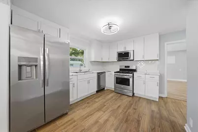 1020 E 61st Avenue, Merrillville, IN 46410 - Photo 9