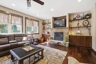 9650 N 250 E, Wheatfield, IN 46392 - Photo 11