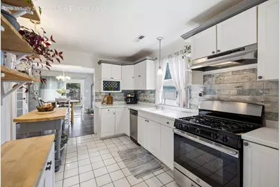 270 Woodlawn Avenue, Westchester Township, IN 46304 - Photo 17
