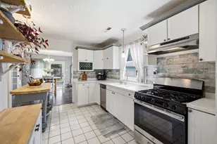 270 Woodlawn Ave, Westchester Township, IN 46304 - Photo 17