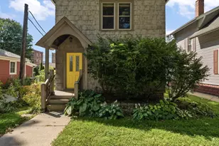 255 Jefferson St, Valparaiso, IN 46383 - Photo 1