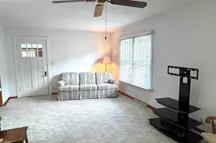7132 Alexander Ave, Hammond, IN 46323 - Photo 5