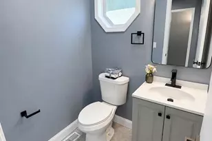 264 Pettibone Ave, Crown Point, IN 46307 - Photo 17