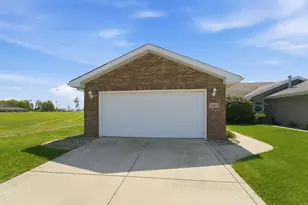 1103 W 84th Dr, Merrillville, IN 46410 - Photo 1