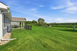 8069 Cranberry Dr, Saint John, IN 46373 - Photo 21