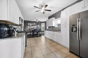 704 Willow Ct, Hammond, IN 46320 - Photo 11