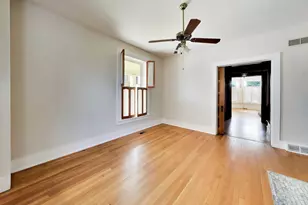 831 Washington St, Michigan City, IN 46360 - Photo 19
