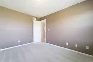 1103 W 84th Dr, Merrillville, IN 46410 - Photo 21