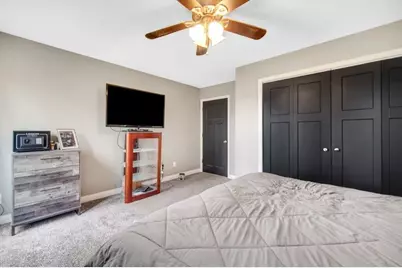 809 W 126th Court, Crown Point, IN 46307 - Photo 9
