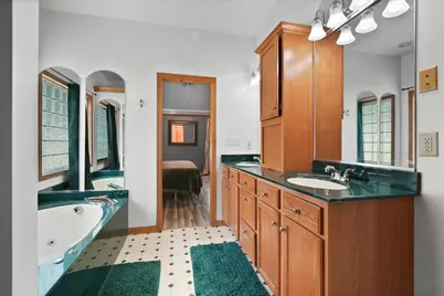 11349 N Oak Court, Wheatfield, IN 46392 - Photo 17