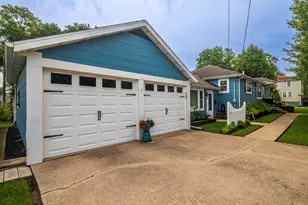 610 Poplar St, Michigan City, IN 46360 - Photo 25
