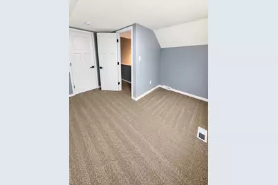 3931 Clough Avenue, Highland, IN 46322 - Photo 23