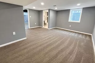 3931 Clough Ave, Highland, IN 46322 - Photo 29