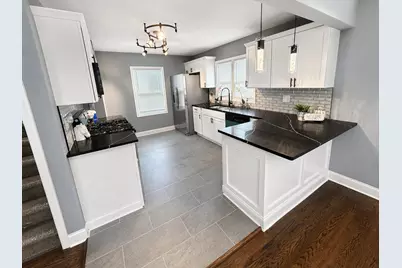 3931 Clough Avenue, Highland, IN 46322 - Photo 5