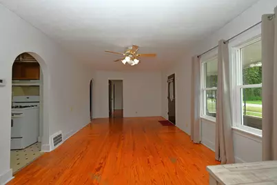 803 E Lake Street, Knox, IN 46534 - Photo 7