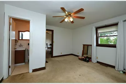 803 E Lake Street, Knox, IN 46534 - Photo 15
