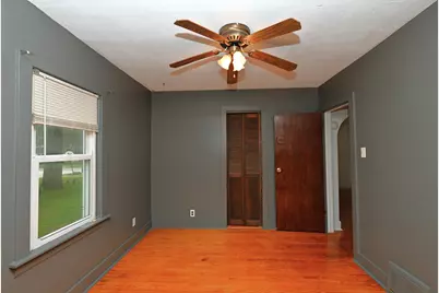 803 E Lake Street, Knox, IN 46534 - Photo 17