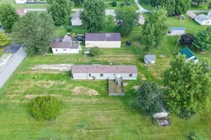 307 S Chestnut St, Earl Park, IN 47942 - Photo 25
