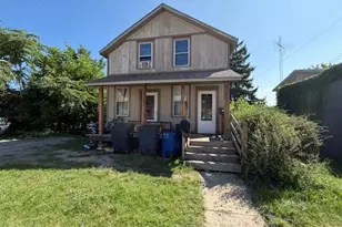 1602 Franklin St, Michigan City, IN 46360 - Photo 1