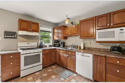 389 Rainier Road, Valparaiso, IN 46385 - Photo 7