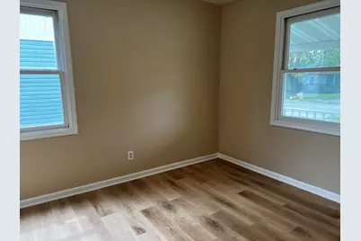 7717 Chestnut Avenue, Hammond, IN 46324 - Photo 7