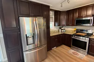 1425 W 97th Pl, Crown Point, IN 46307 - Photo 13
