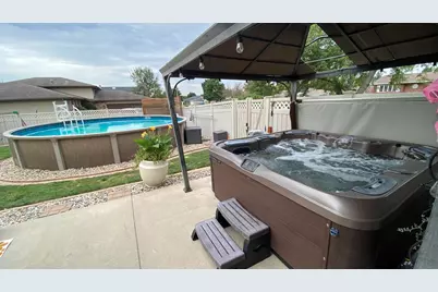 1425 W 97th Place, Crown Point, IN 46307 - Photo 7