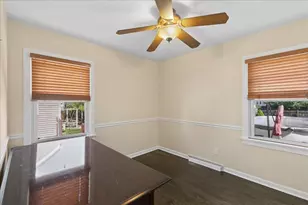 3911 Jewett Ave, Highland, IN 46322 - Photo 9